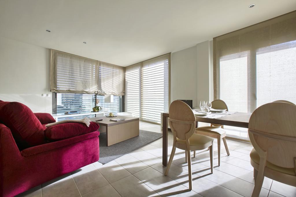 Apartaments Terraza Figueres Фігерас Екстер'єр фото
